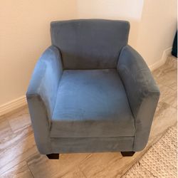 Accent Chair (Living Spaces)