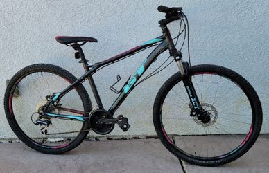 GT Laguna Pro 27.5" Aluminum Mountain Bike!