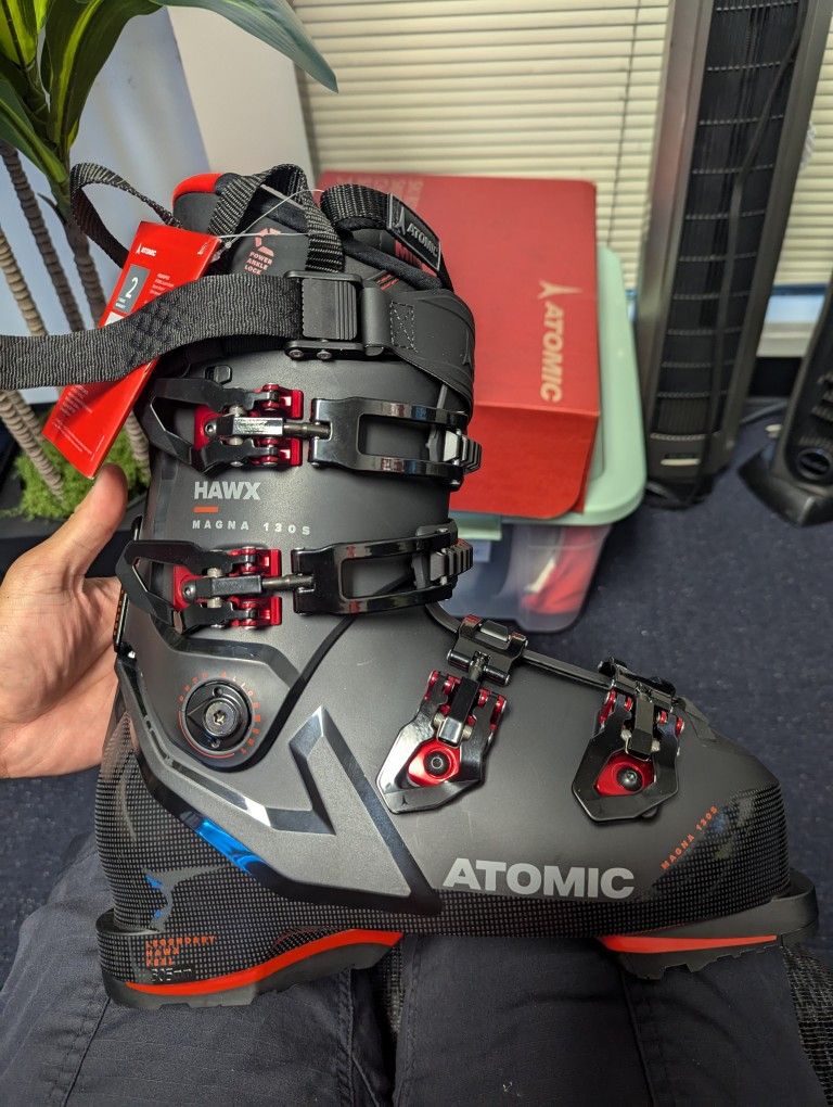 Atomic HAWX MAGNA 130 S GW Ski Boots Size 26/26.5