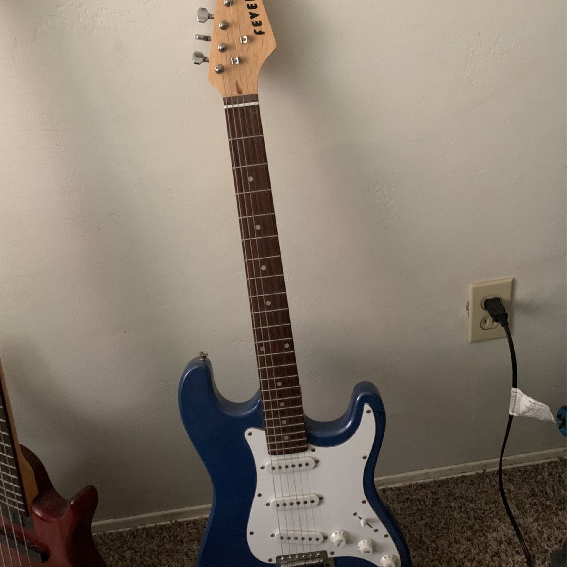 Electric Guitar Strat Model 