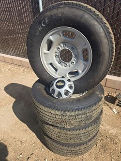 New service truck Tires with Wheels