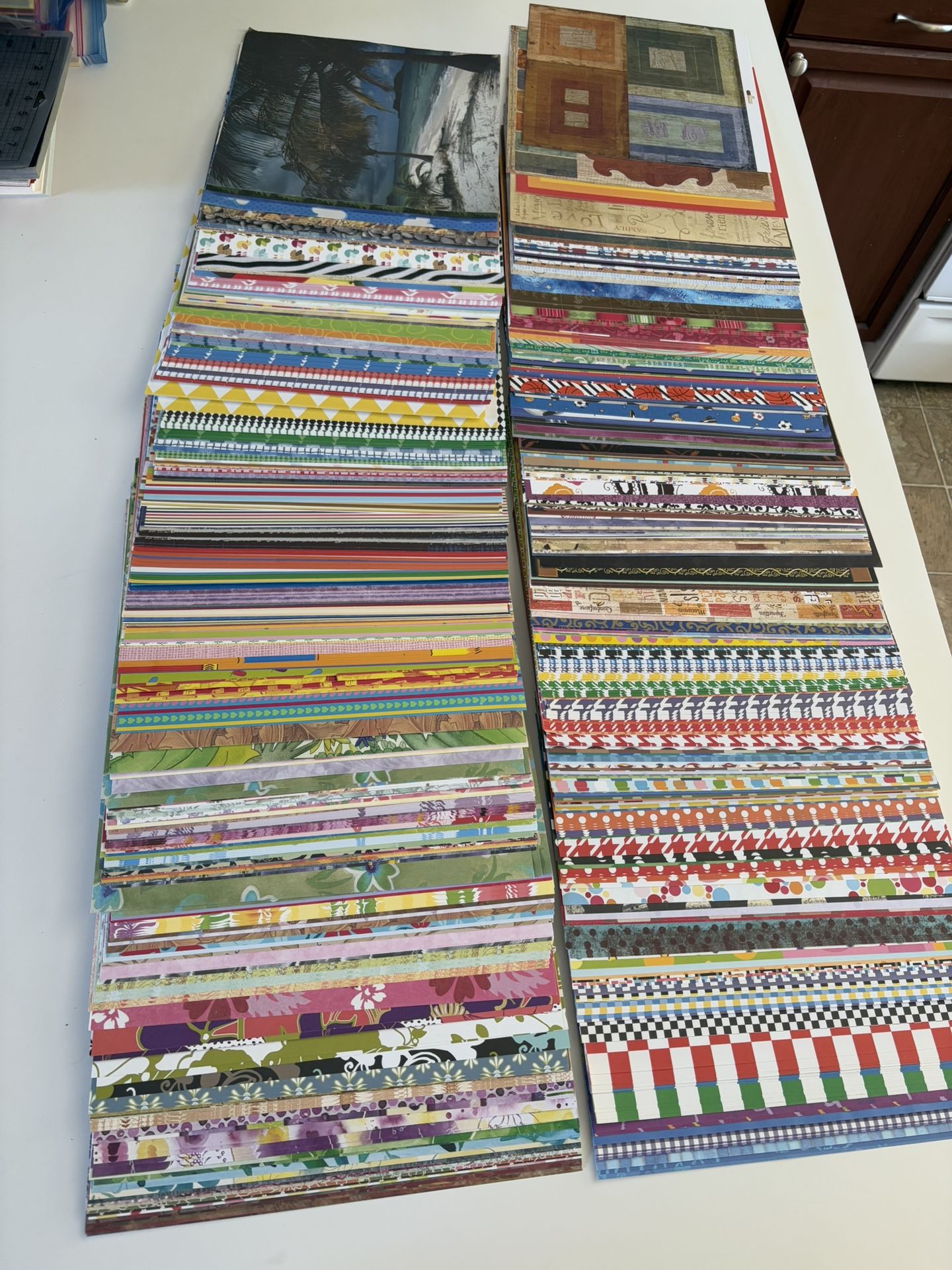 Scrapbook Paper 12x12, 530 Pieces