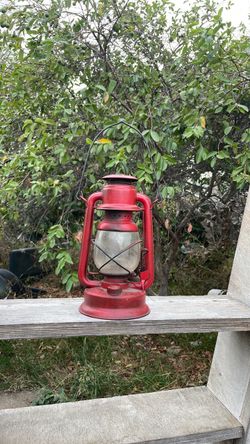 Vintage Hercules made in the USA lantern.