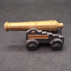 USS CONSTITUTION COLLECTIBLE