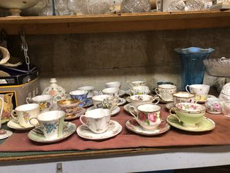 Vintage Fine bone China tea cups and saucers