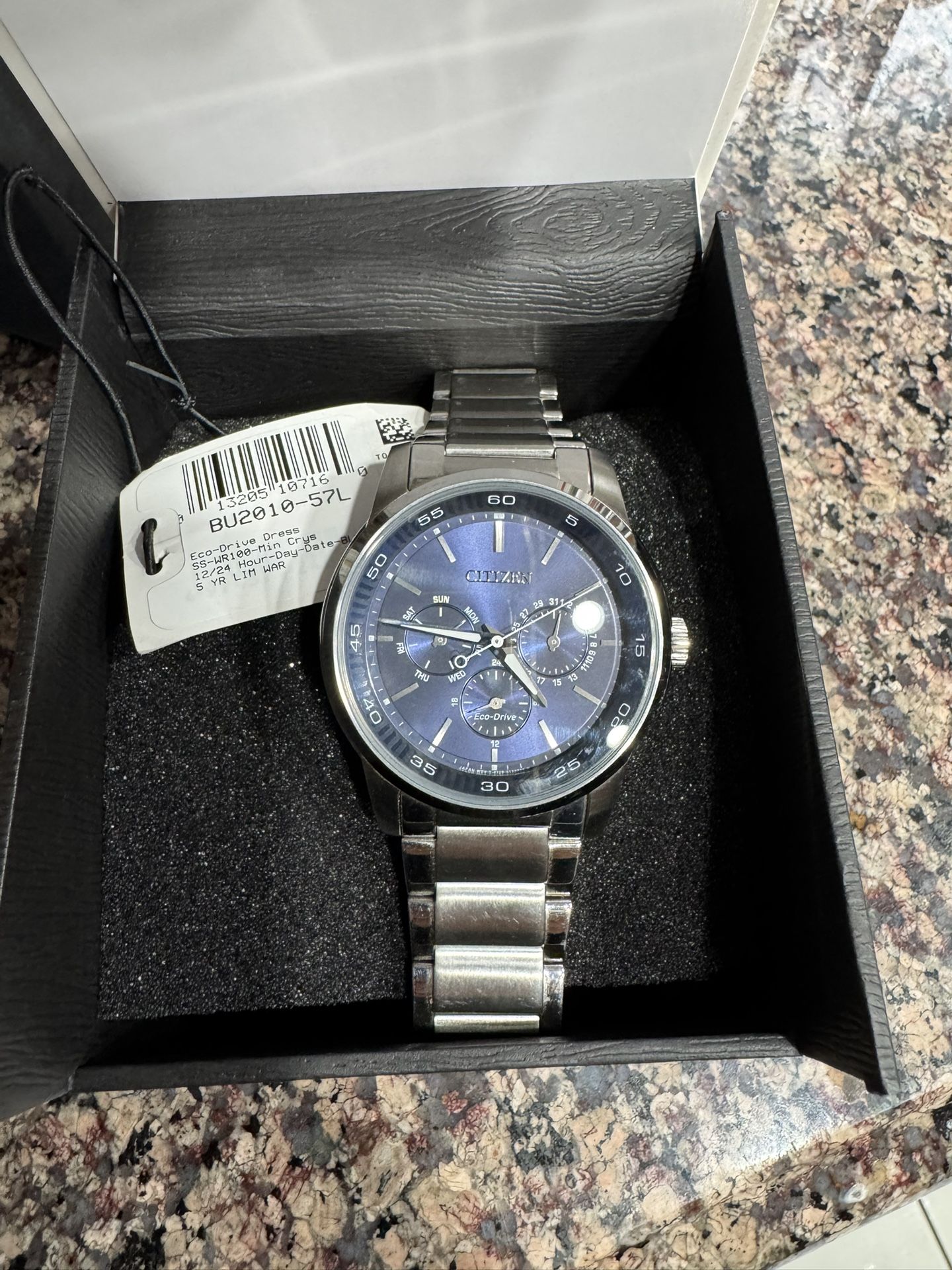 Citizen Eco-Drive Calendrier Mens Watch