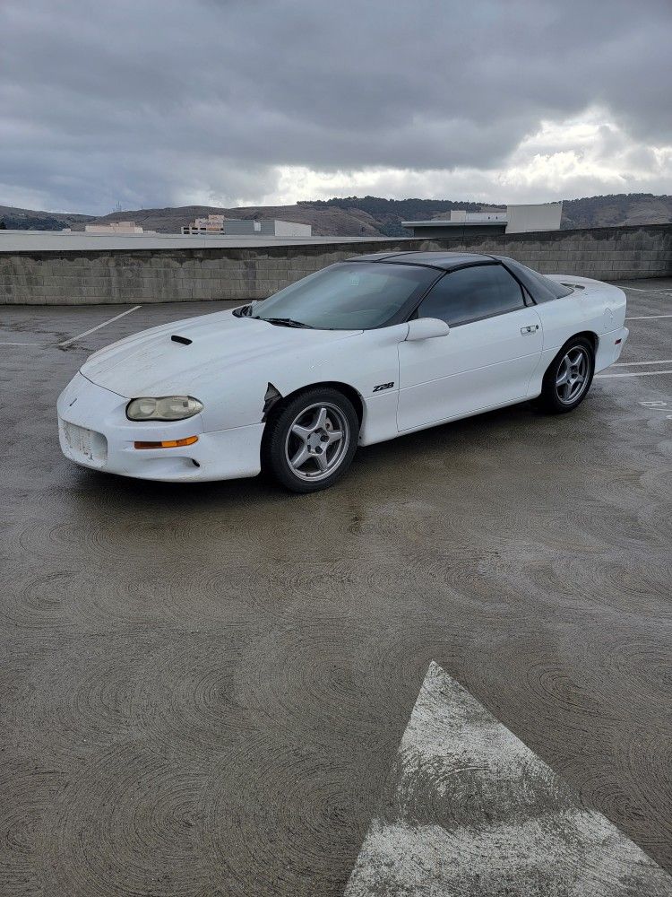 2000 Chevrolet Camaro