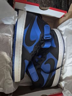 Nike U. S. 6.5y, 8w Court Borough Mid Royal Blue/Black