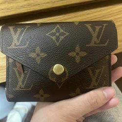 Louis Vuitton Victorian Wallet 