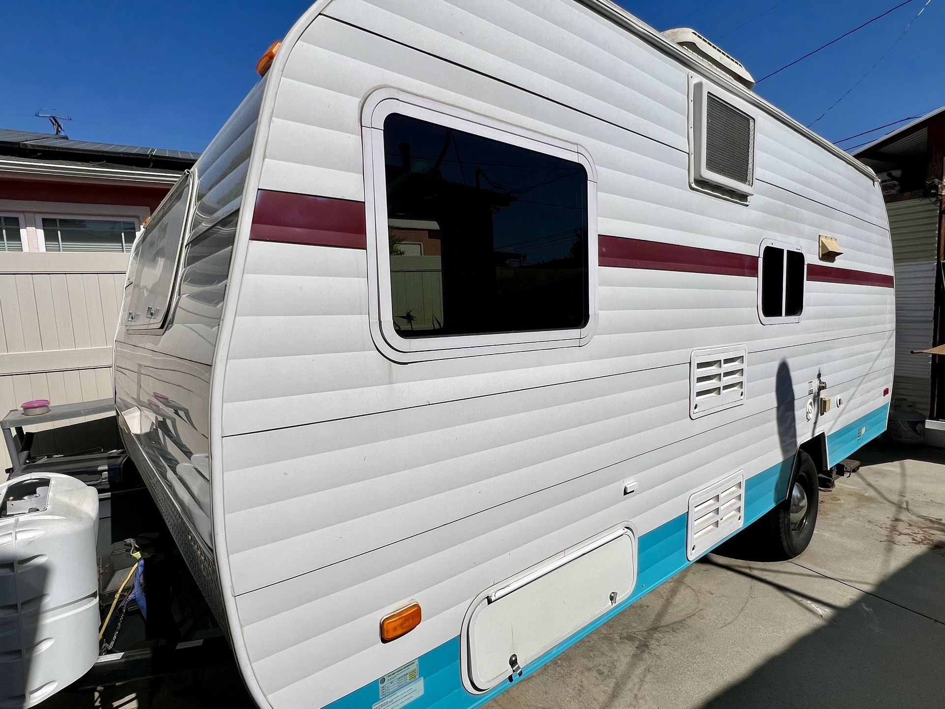 2015 Riverside RV Retro camping trailer 