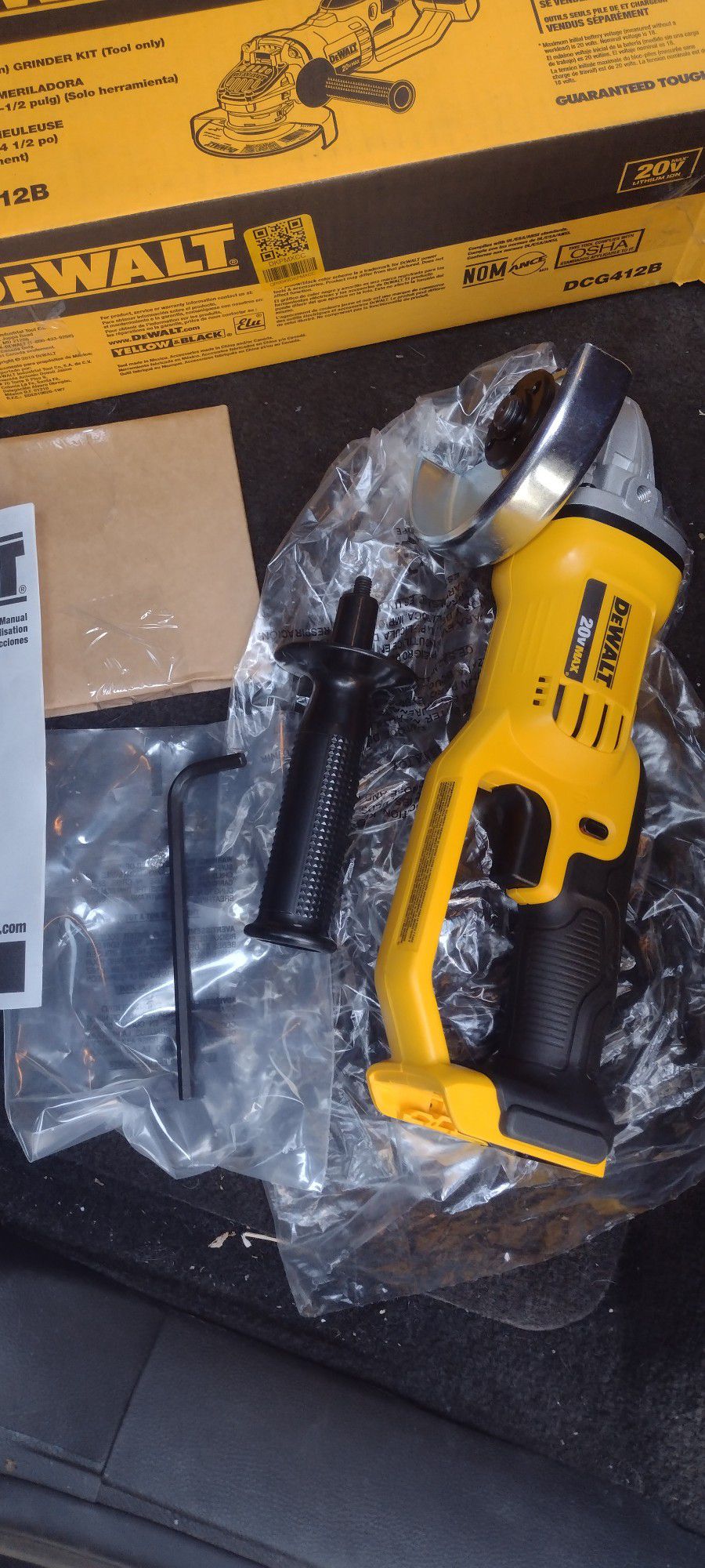 dewalt cordless 4-1/2' cut-off grinder 20v max tool only new one for Sale  in Lynwood, CA OfferUp