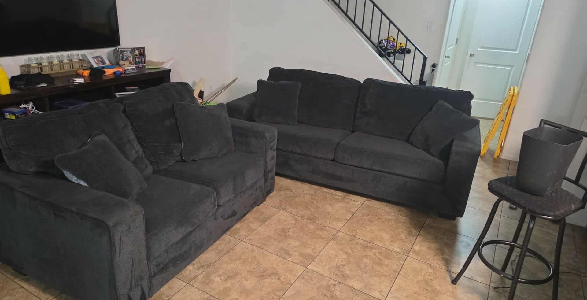 Couch - Sofa Bed / Pull Out Bed