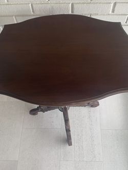 End / Corner Table 