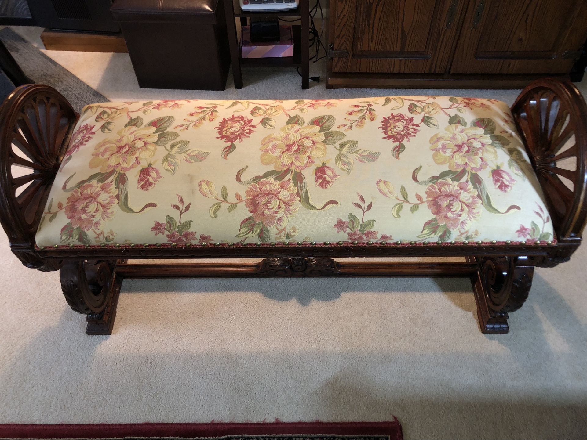 Bed end bench