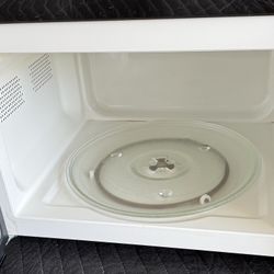 Hamilton Beach Microwave 