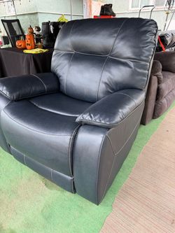 Excellen Condition Recliner