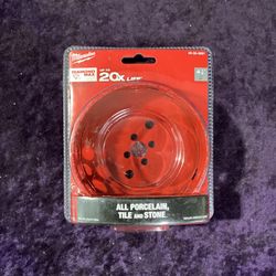 🧰🛠Milwaukee 4-1/2 in. Diamond Max Hole Saw-NEW!-$50!🧰🛠