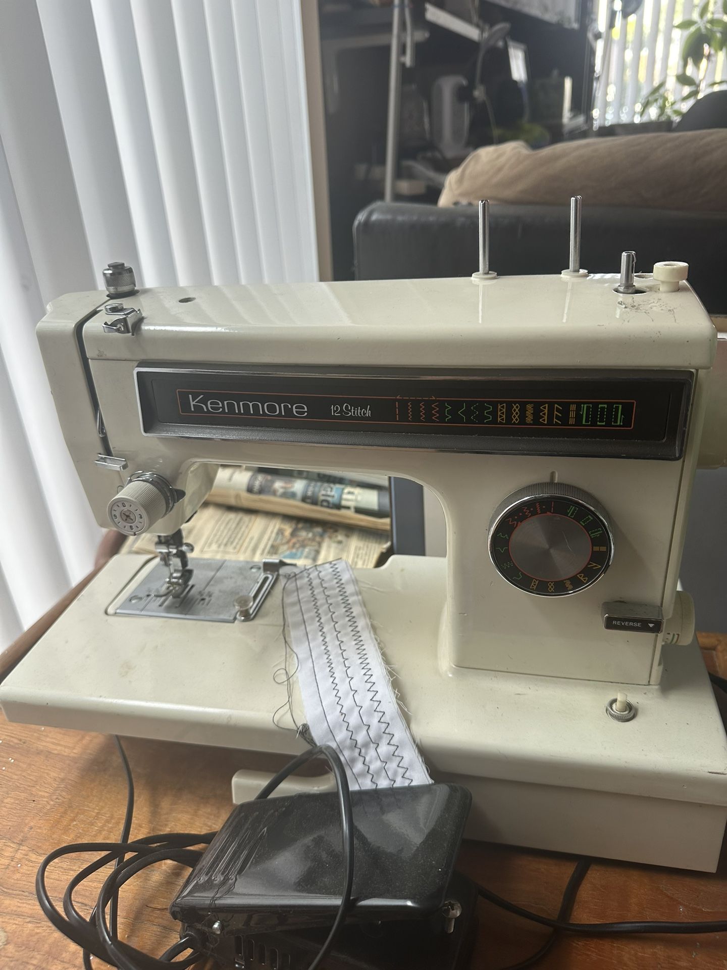 Kenmore 12 Stitch Sewing Machine