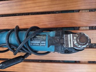 Makita TM3010C multi tool corded