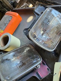 1997 Nissan Pickup Headlights