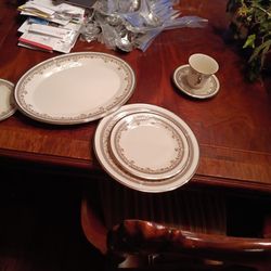 Lenox Lace Point China- Make Off, Moving