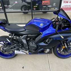 2023 Yamaha YZF R7