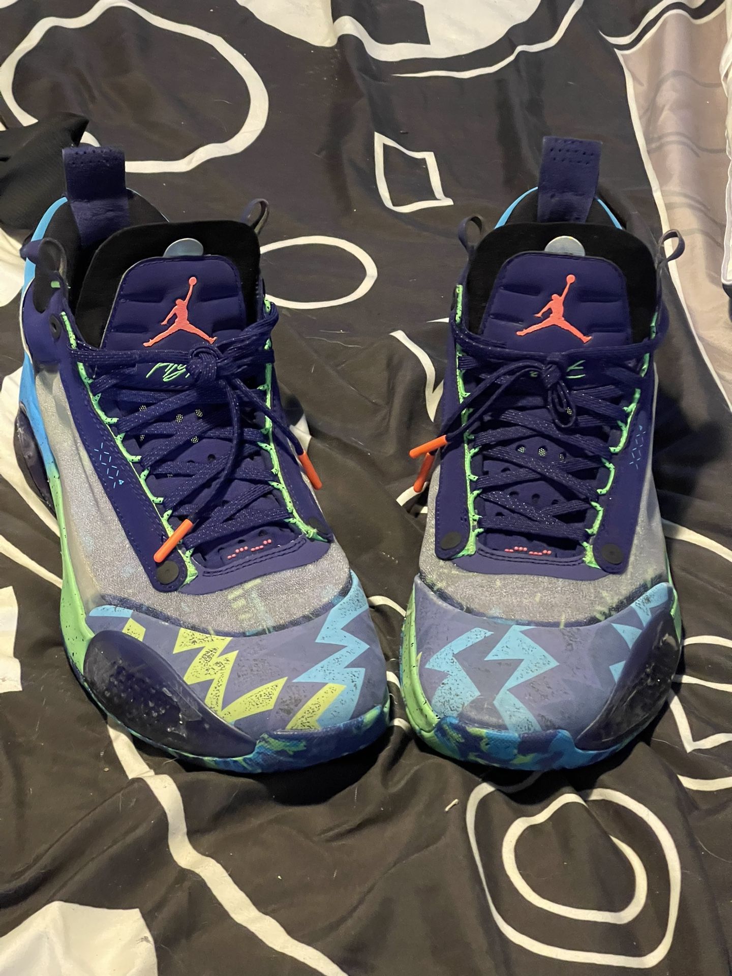 JORDAN XXXIV LOW REGENCY PURPLE