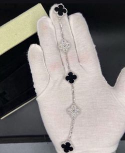 Moissanite