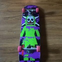 Mike Mo Skateboard