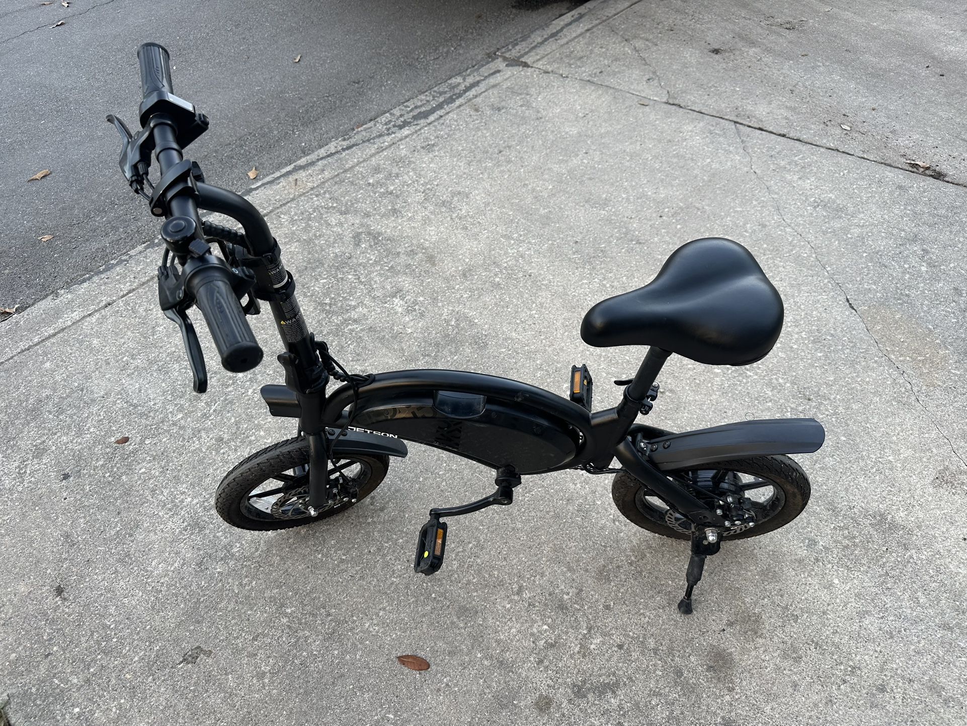 Jetson Bolt Folding Electric Bike (RETAIL $550+)