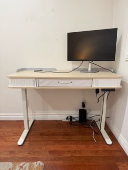 Electric Standing Desk
