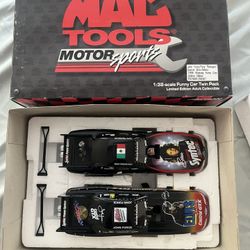 John Force/Tony Pedregon Castrol Elvis/Selena 1998 Mustang Funny Cars Limited Eddition