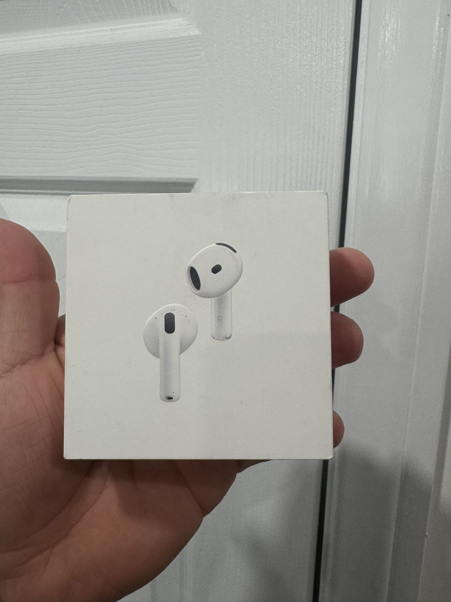 AirPods 4