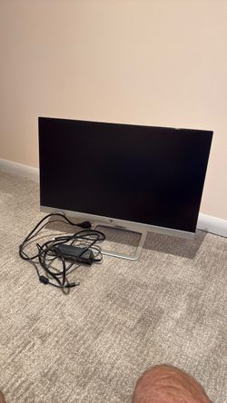 HP 22” LED Monitor