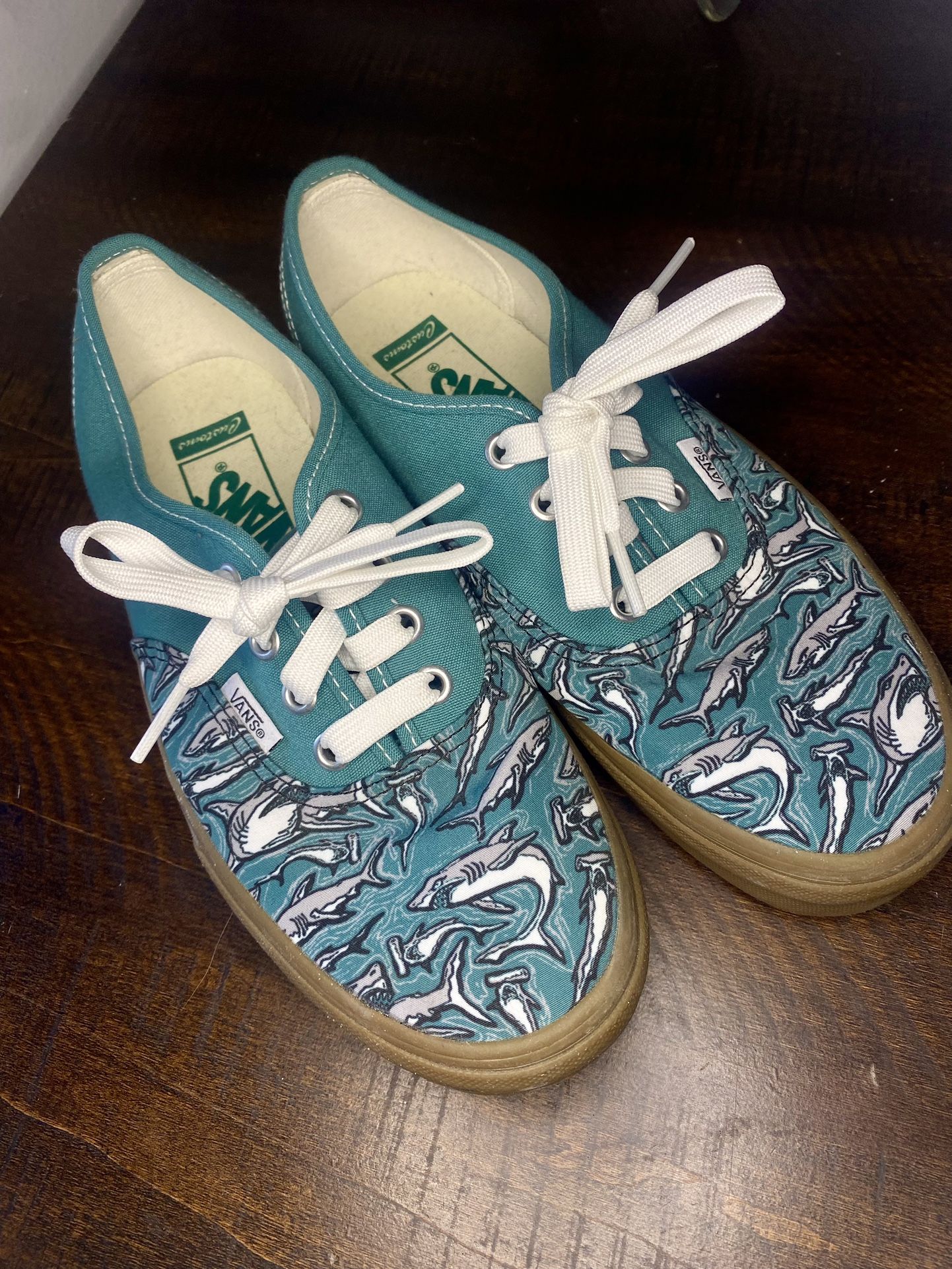 Women’s Shark Print Vans