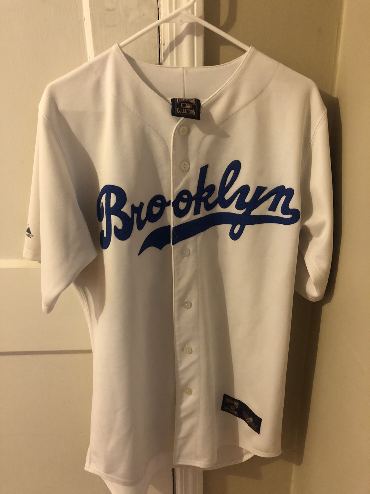 Brooklyn Dodgers Jackie Robinson Jersey (Cooperstown Collection)