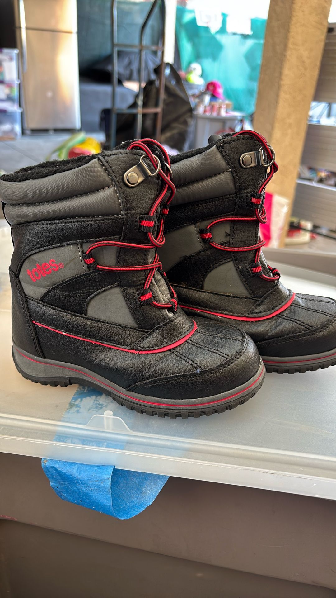 Snow Boots. Size 10