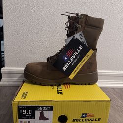 Steel toe boots