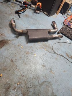 Dual Tip Cat-Back Exhaust Muffler