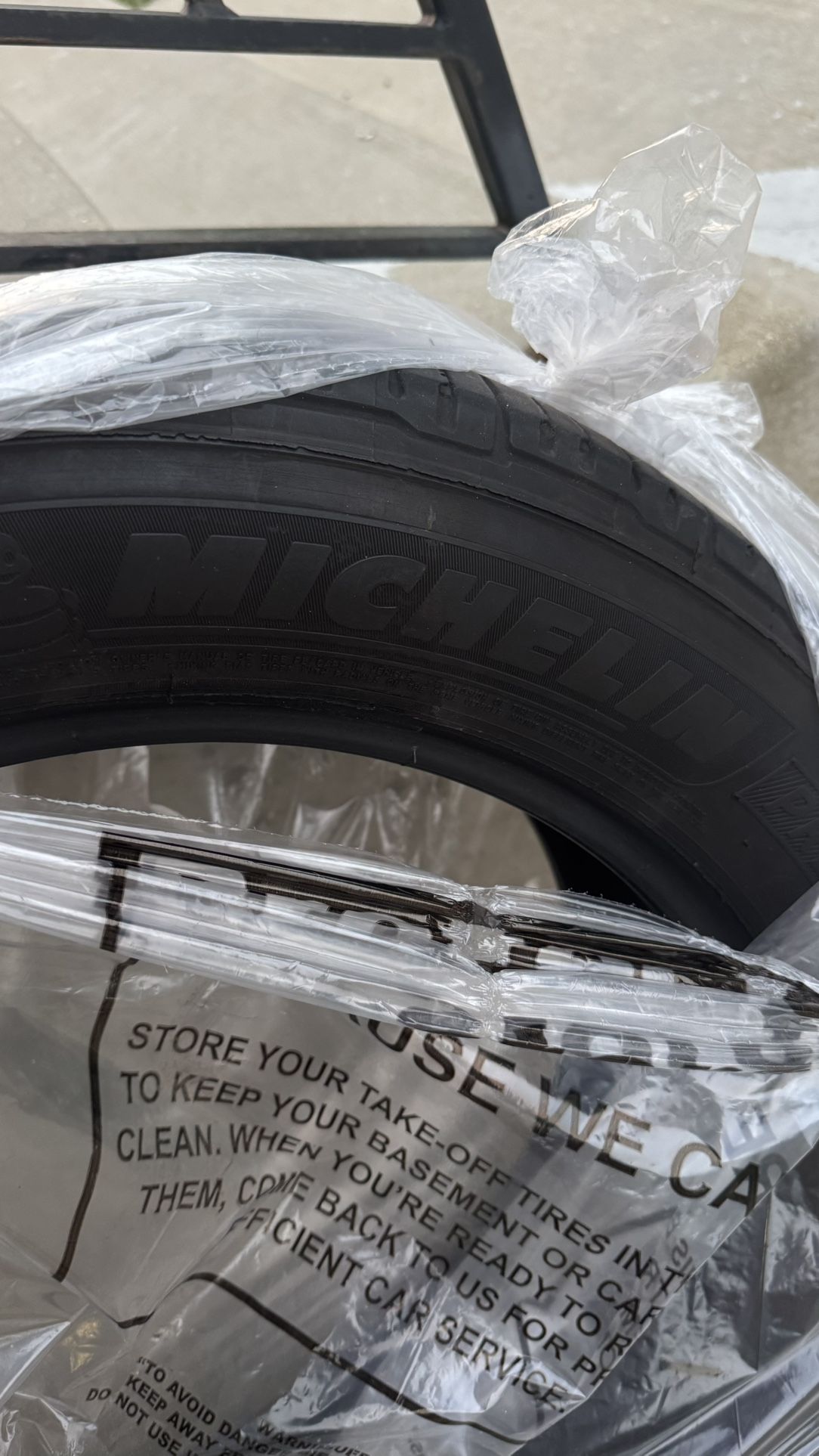 tire 235/55r20 Michelin