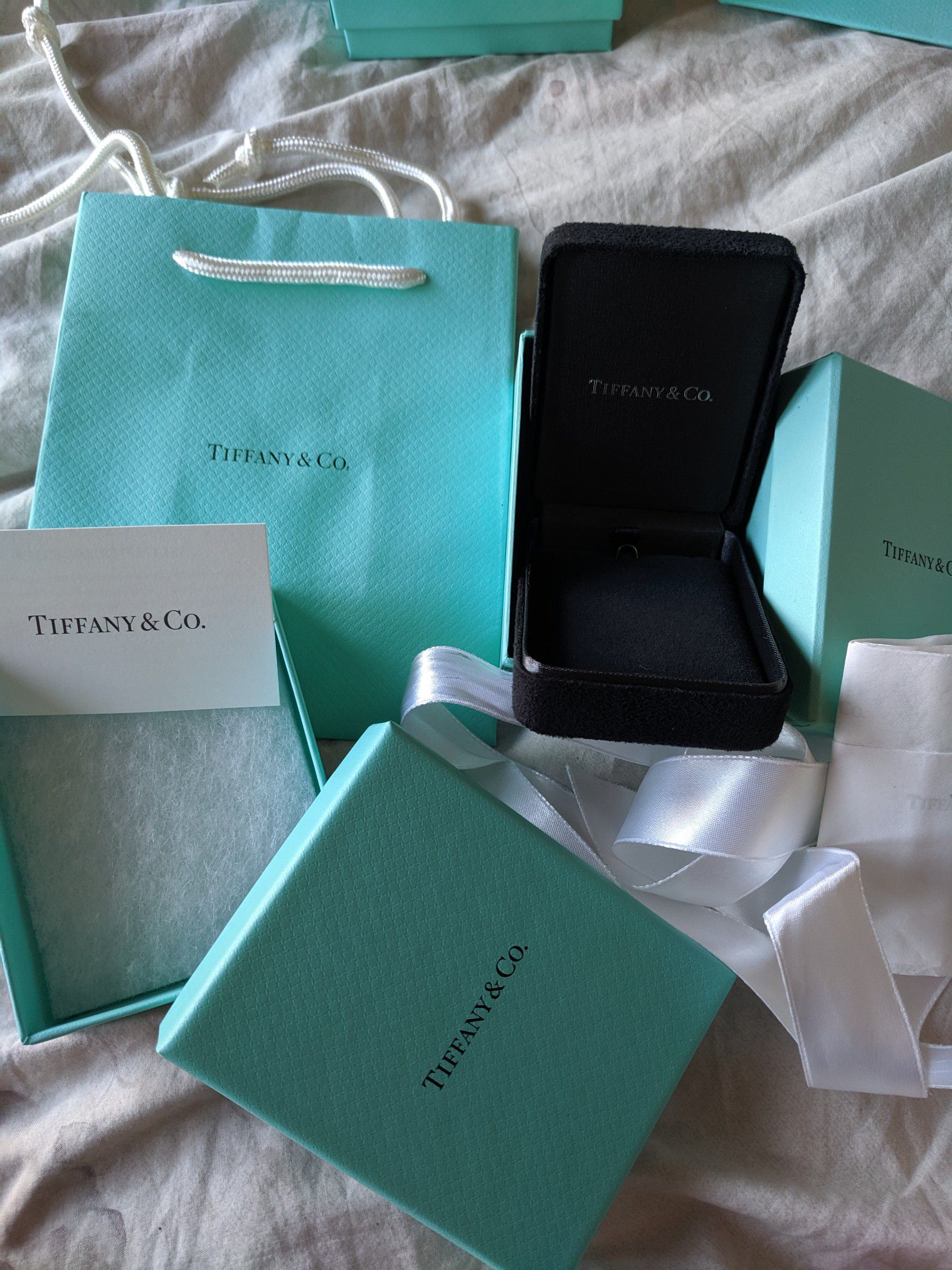 Tiffany and Co. Boxes/bags - Authentic