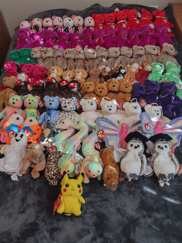 Lot Of 100 Beanie Babies 1998