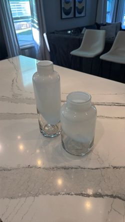 Glass vase set 5.00