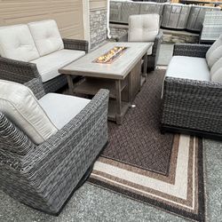 Brand New Outdoor Costco Furniture With Fire Pit Retail Over $3,000 My Price Is For For This Set 