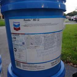 CHEVRON Rando HD 32 Hydraulic Oil, 5 Gallon Pail