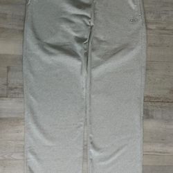 Alo Sweatpants – Grey | Medium