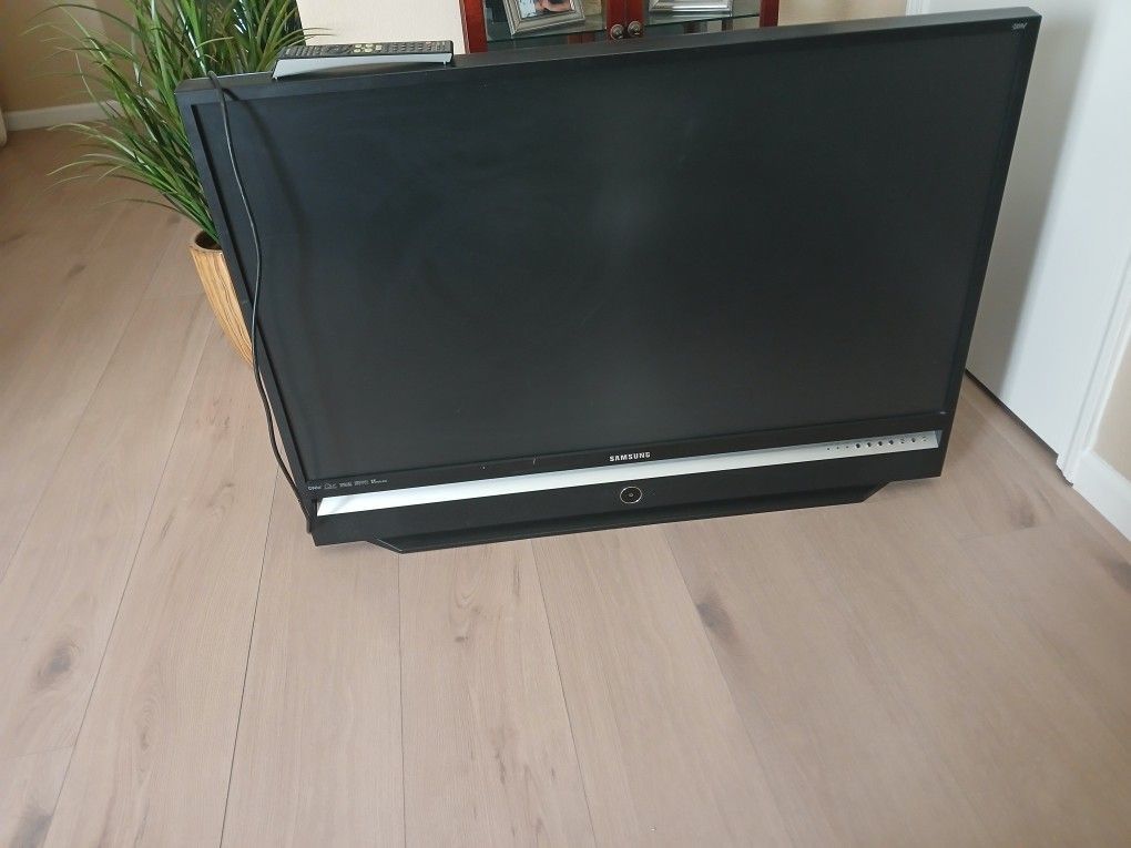 50" Samsung TV