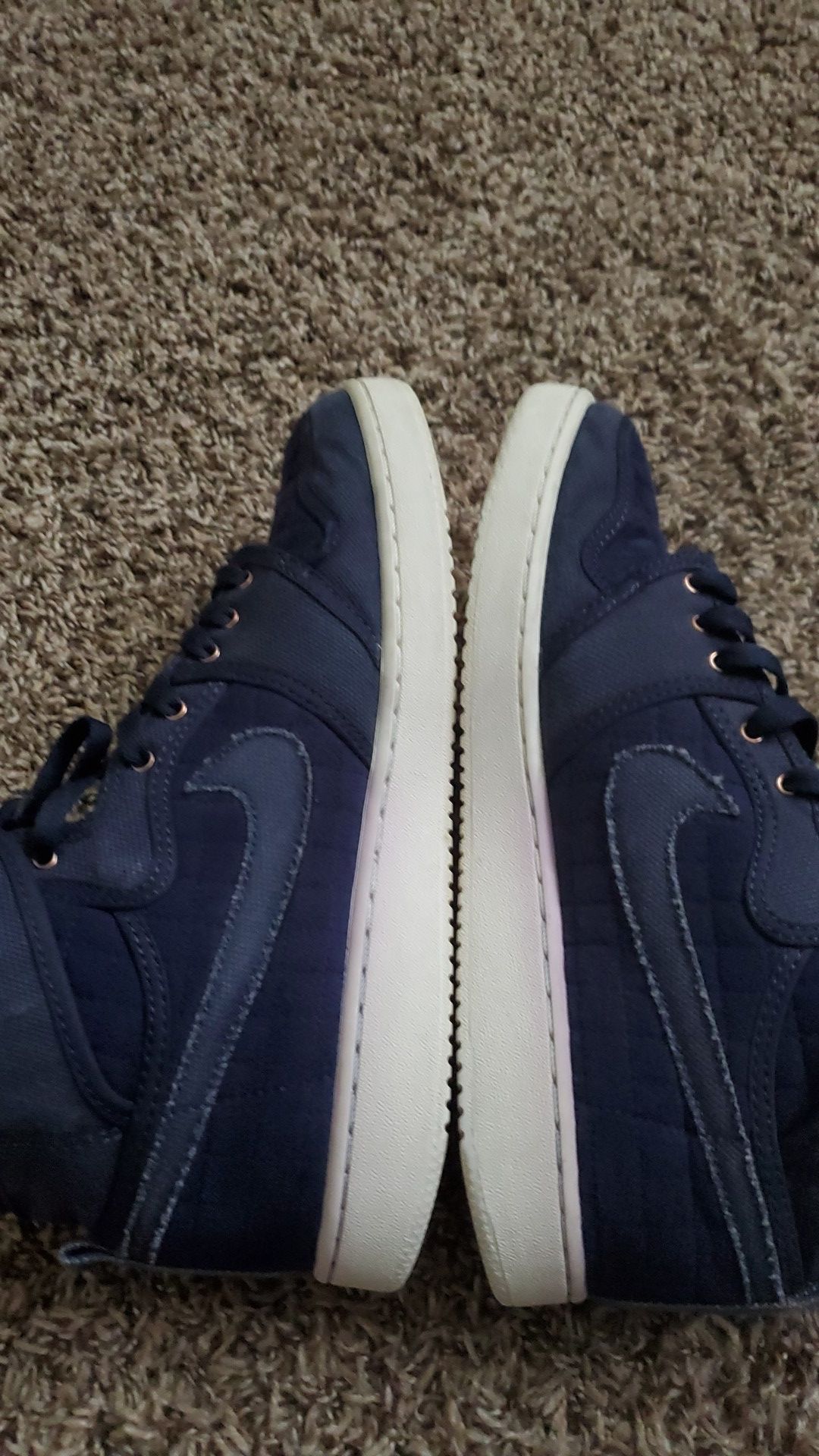 Jordan 1 size 9