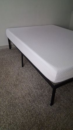 Queen Size Memory Foam Bed w/ Frame Included