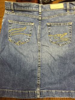 Lacoste skirt